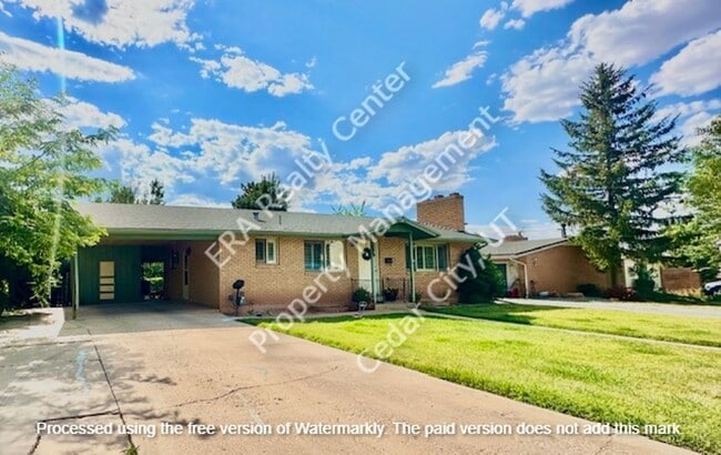property at 282 S Dewey Ave