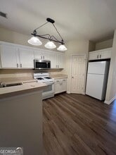 3312 Hidden Cove Cir NW in Peachtree Corners, GA - Foto de edificio - Building Photo