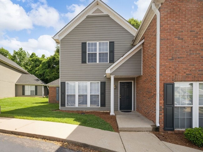 15 Whitfield Way in Greer, SC - Building Photo - Building Photo
