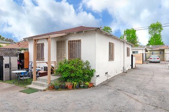1937 17th St in Santa Monica, CA - Building Photo - Building Photo