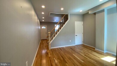 2321 E Cabot St in Philadelphia, PA - Building Photo - Building Photo