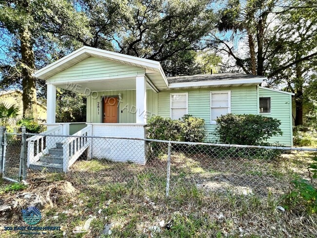 property at 2811 Venus St