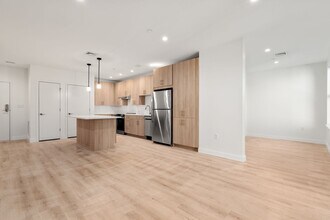 1151 Walnut St in Newton, MA - Building Photo - Building Photo