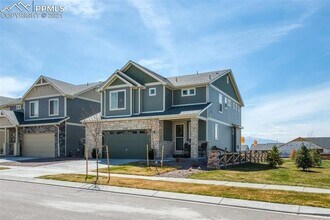6398 Moate Ln in Colorado Springs, CO - Foto de edificio - Building Photo