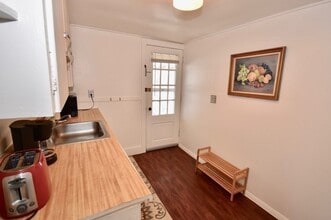 58 S East St in Amherst, MA - Building Photo - Building Photo