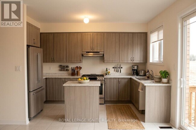 49 Owens Rd in New Tecumseth, ON - Building Photo - Building Photo