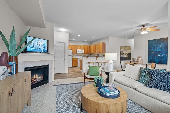 The Avery at Orenco Station in Hillsboro, OR - Foto de edificio - Building Photo