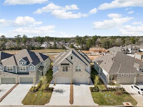 616 Silver Pear Ct in Montgomery, TX - Building Photo - Building Photo