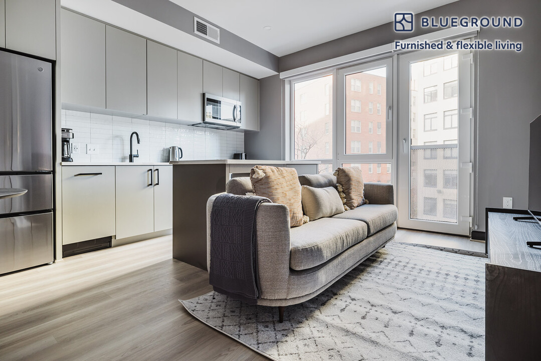 1313 L St NW, Unit FL4-ID993 in Washington, DC - Foto de edificio