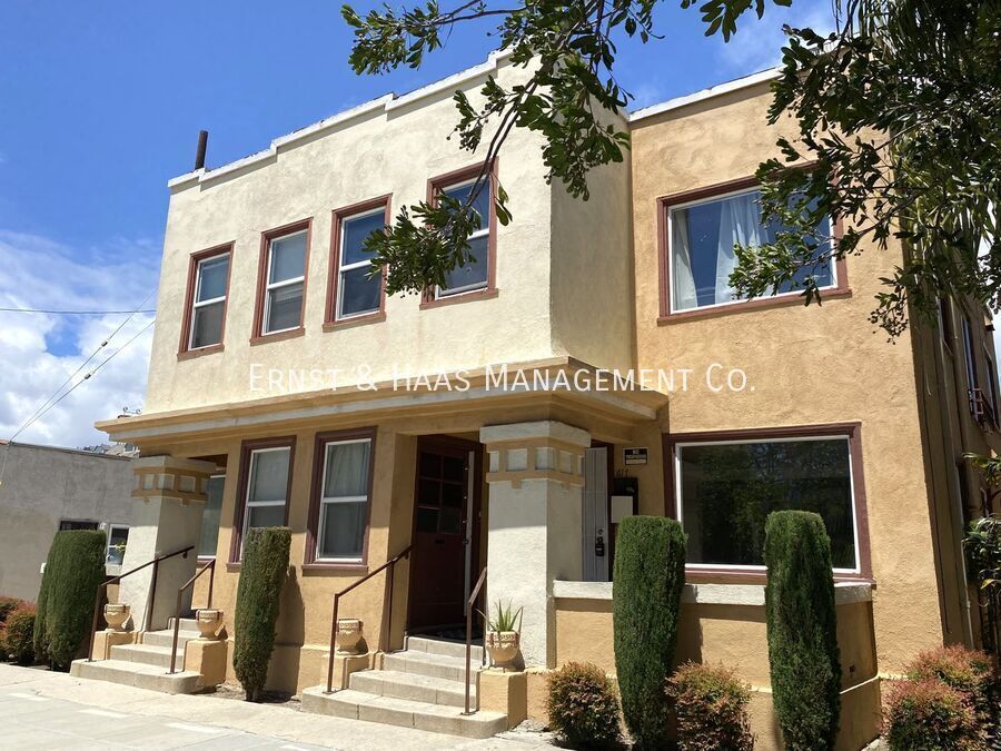 617 W 3rd St in Long Beach, CA - Building Photo