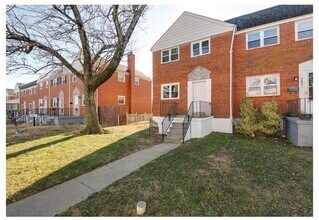 7843 Harold Rd in Dundalk, MD - Building Photo - Building Photo