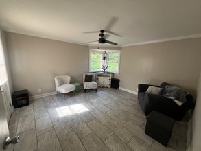 215 Mystic Ln in Rochester, NY - Building Photo - Building Photo