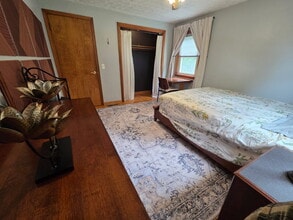 880 Marshall Rd in Rochester, NY - Building Photo - Building Photo