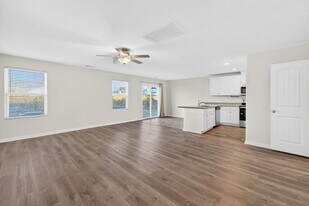 4007 Meredith Woods Ln in Winston-Salem, NC - Building Photo