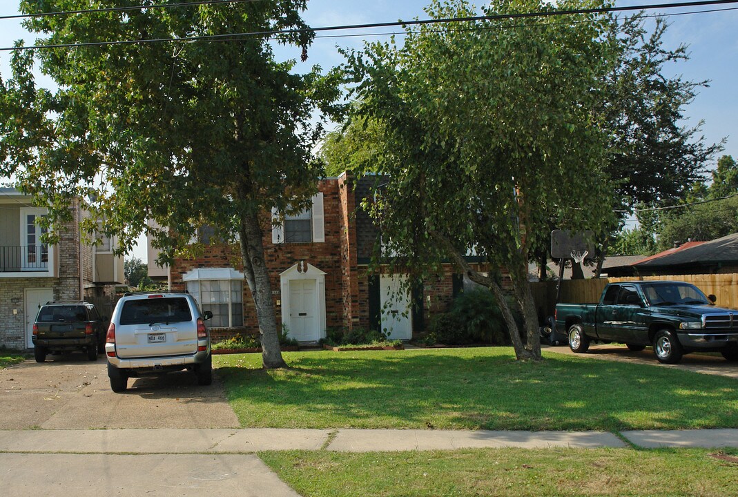 4644 Fairfield St in Metairie, LA - Building Photo