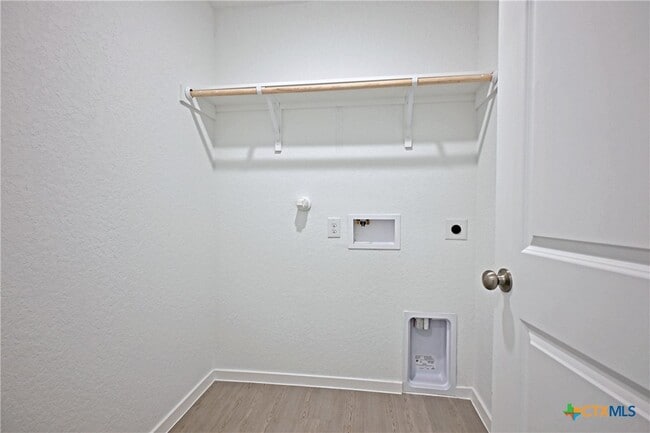 property at 11560 Chestnut Barr Dr