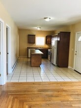 237 Valley St, Unit #20 in Willimantic, CT - Building Photo - Building Photo