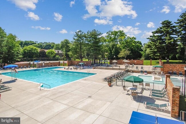 11416 Empire Ln in North Bethesda, MD - Building Photo - Building Photo