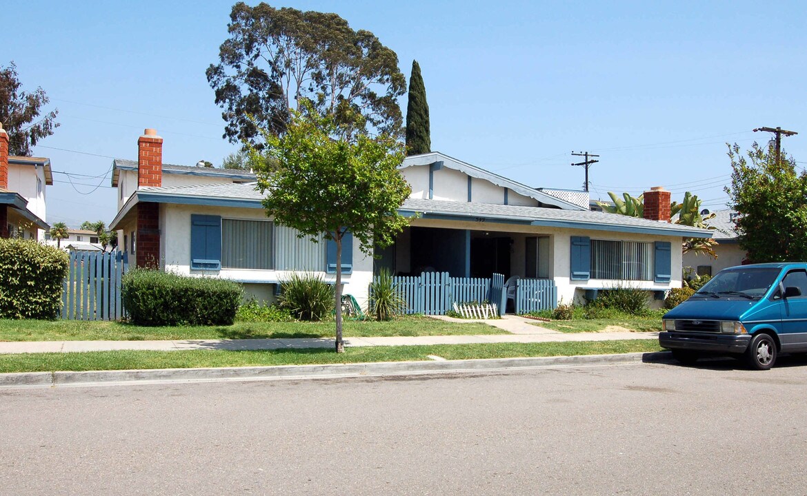 549 Chambers St in El Cajon, CA - Building Photo