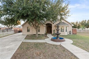 14 N 22nd St in McAllen, TX - Building Photo