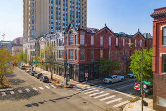 201 E Broad St in Richmond, VA - Building Photo - Building Photo