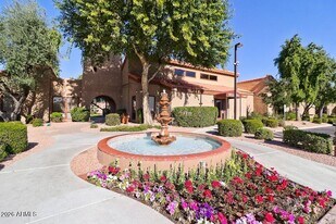 8250 E Arabian Trail in Scottsdale, AZ - Building Photo