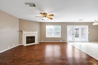 13207 Woodthorn Way in San Antonio, TX - Building Photo - Building Photo