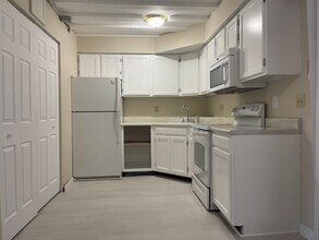 10411 Portage Rd in Portage, MI - Building Photo - Building Photo