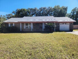 4235 Chezarae Dr in Pensacola, FL - Building Photo