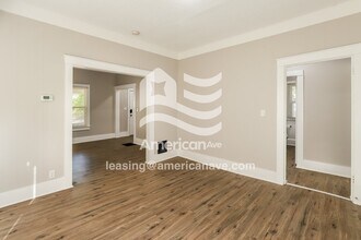 2933 Park Ave in Kansas City, MO - Building Photo - Building Photo