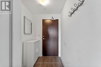 205 Manning Ave in Toronto, ON - Building Photo - Building Photo