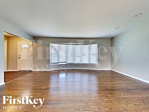 16322 Kenwood Ct in South Holland, IL - Building Photo - Building Photo