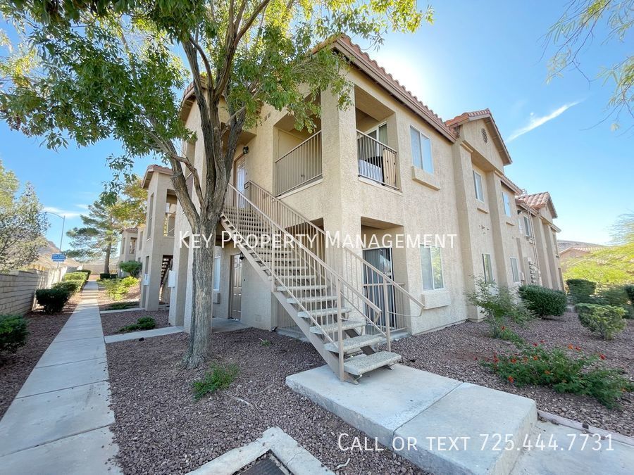 2110 N Los Feliz St-Unit -#1074 in Las Vegas, NV - Building Photo