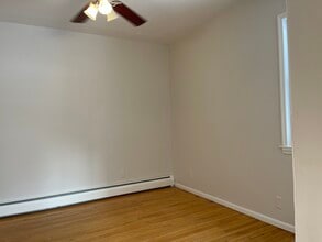 3127 18th Ave S, Unit 2 in Minneapolis, MN - Building Photo - Building Photo