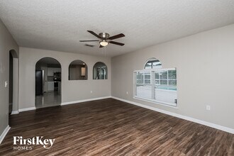 6409 Gondola Dr in Riverview, FL - Building Photo - Building Photo