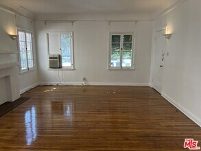 741 S Mansfield Ave in Los Angeles, CA - Building Photo - Building Photo