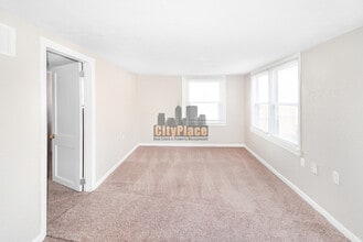 2633 S Randolph St in Indianapolis, IN - Foto de edificio - Building Photo