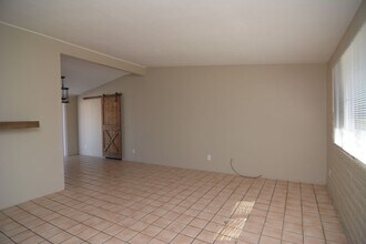 2448 W Placita Algodon in Tucson, AZ - Building Photo - Building Photo