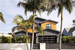 3962 Alla Rd, Unit 0126 in Los Angeles, CA - Building Photo