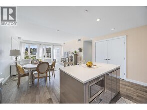 4080 Yukon St in Vancouver, BC - Building Photo - Building Photo