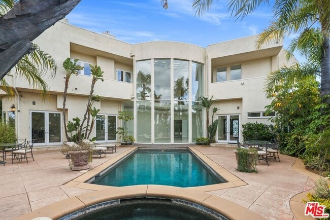 property at 2470 Venus Dr