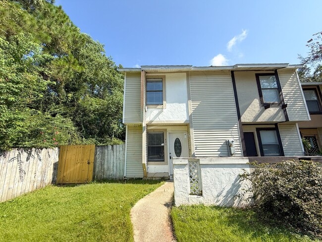 424 E Burgess Rd