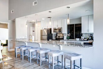 1800 Ashley West in Charleston, SC - Foto de edificio - Building Photo