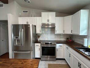 7424 Roslyn Rd in Jacksonville, FL - Building Photo - Building Photo