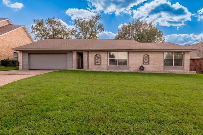 property at 625 Augusta Dr