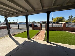 6899 E Broadway Blvd in Tucson, AZ - Building Photo - Building Photo