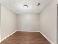 8706 Valley Rock Dr photo'