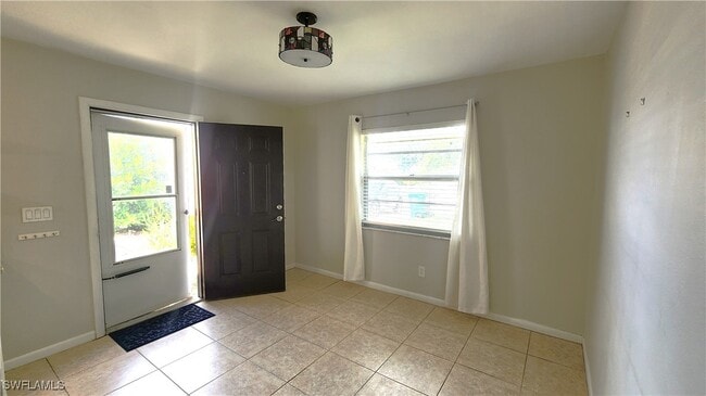 property at 4615 SE 4th Pl