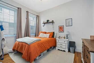35 Queensberry St, Unit 2 in Boston, MA - Building Photo - Building Photo