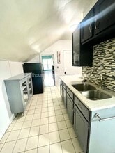 213 W Vine St in Kalamazoo, MI - Building Photo - Building Photo